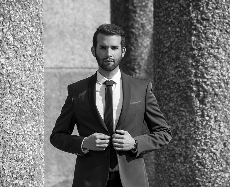 Enrique Olmos, actor mexicano de series de televisión